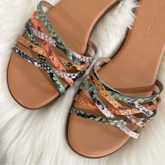 The Tracie Crisscross Slide Sandal in Snake Embossed
Leather Women’s Size 6 - Picture 5 of 8